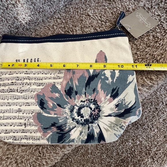 Anthropologie Moulinette Soeurs Bagages Clutch - Picture 3 of 16